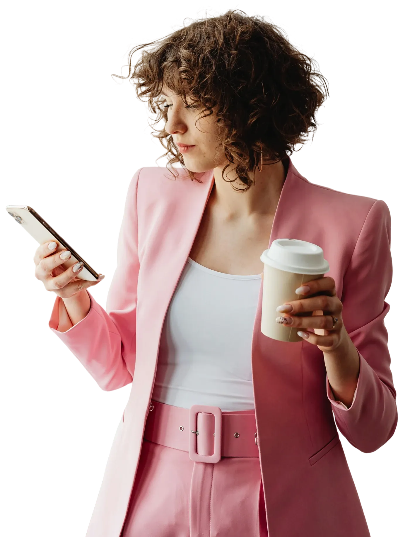 Cliente che guarda il telefono, con i dati di rivendita del mese